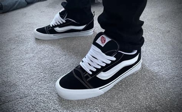 Do all Vans shoes fit the same?