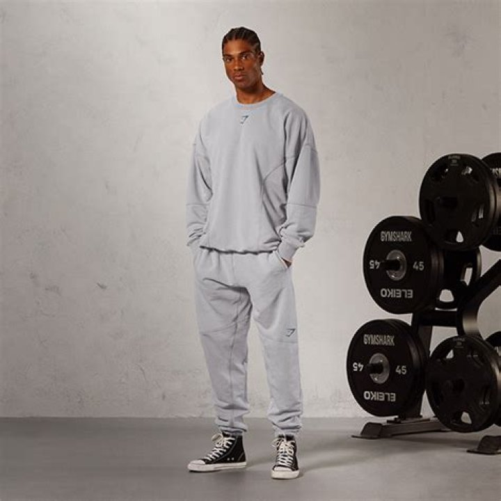 How do you wear GREY sweatpants?