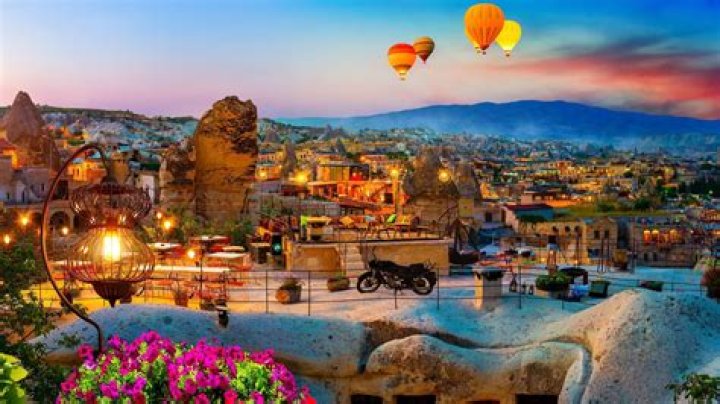 Is it easy to travel around Turkey?